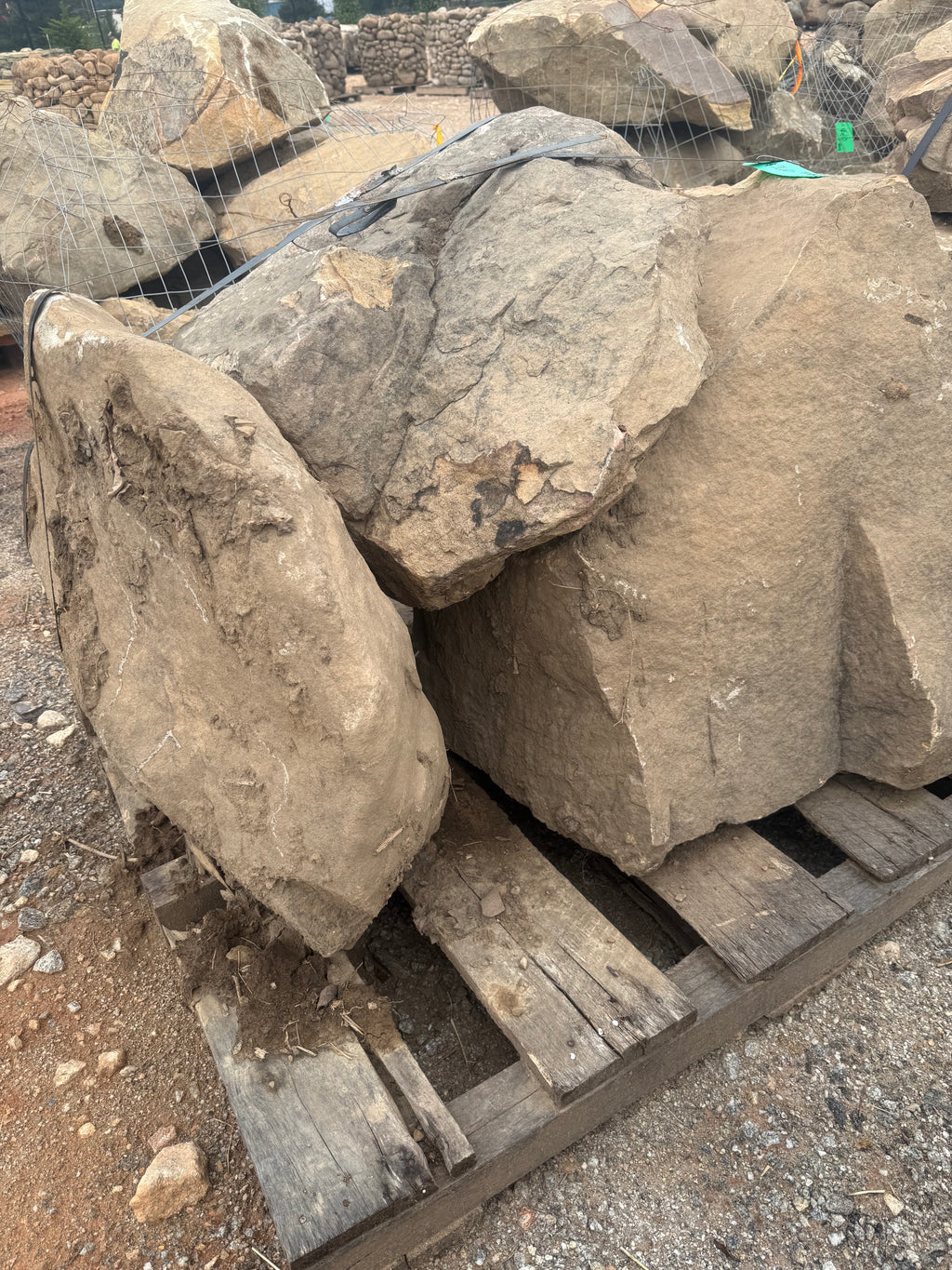 Mixed Large Boulder – MB02