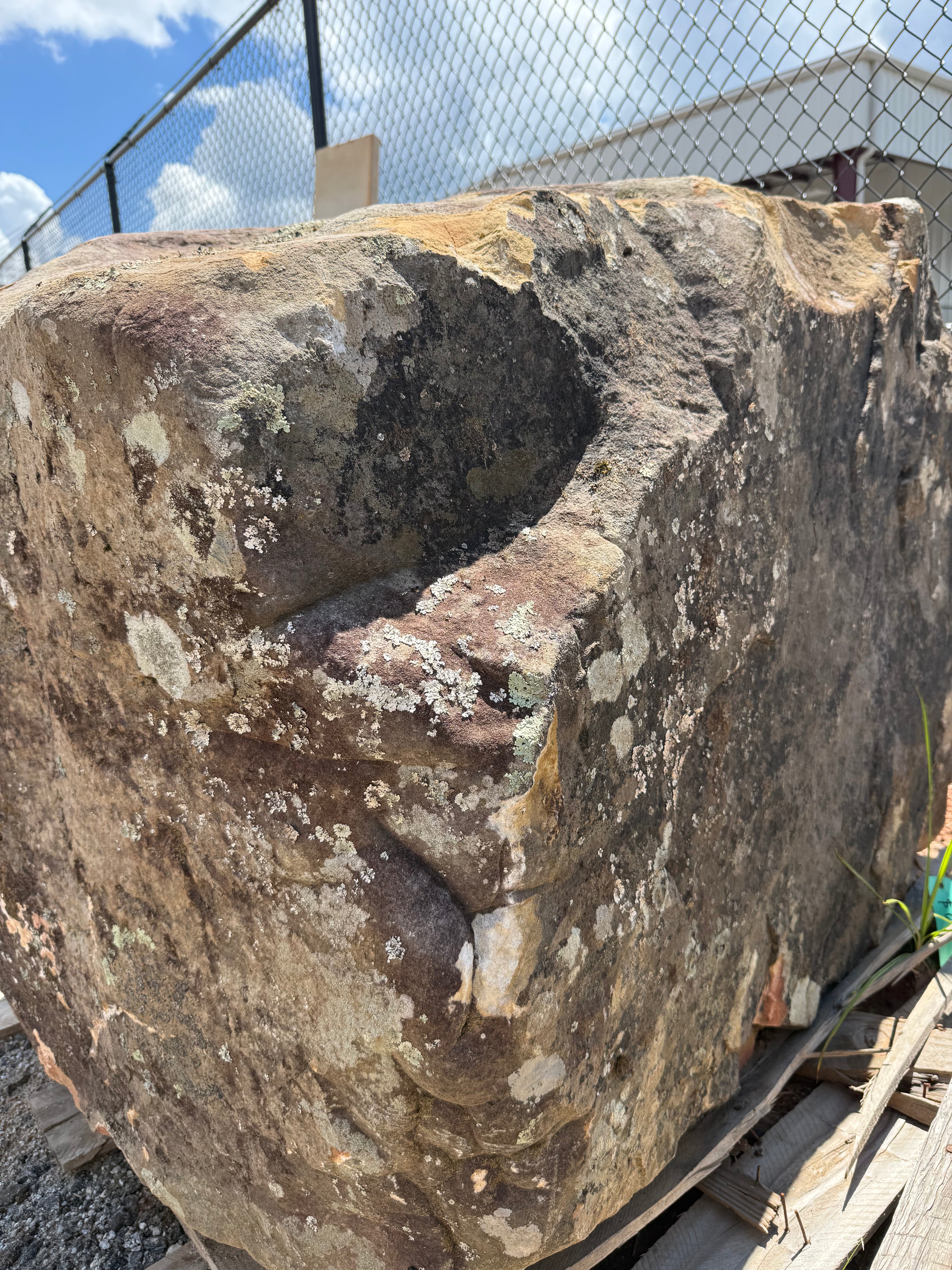 Large Landscape Boulder- B01