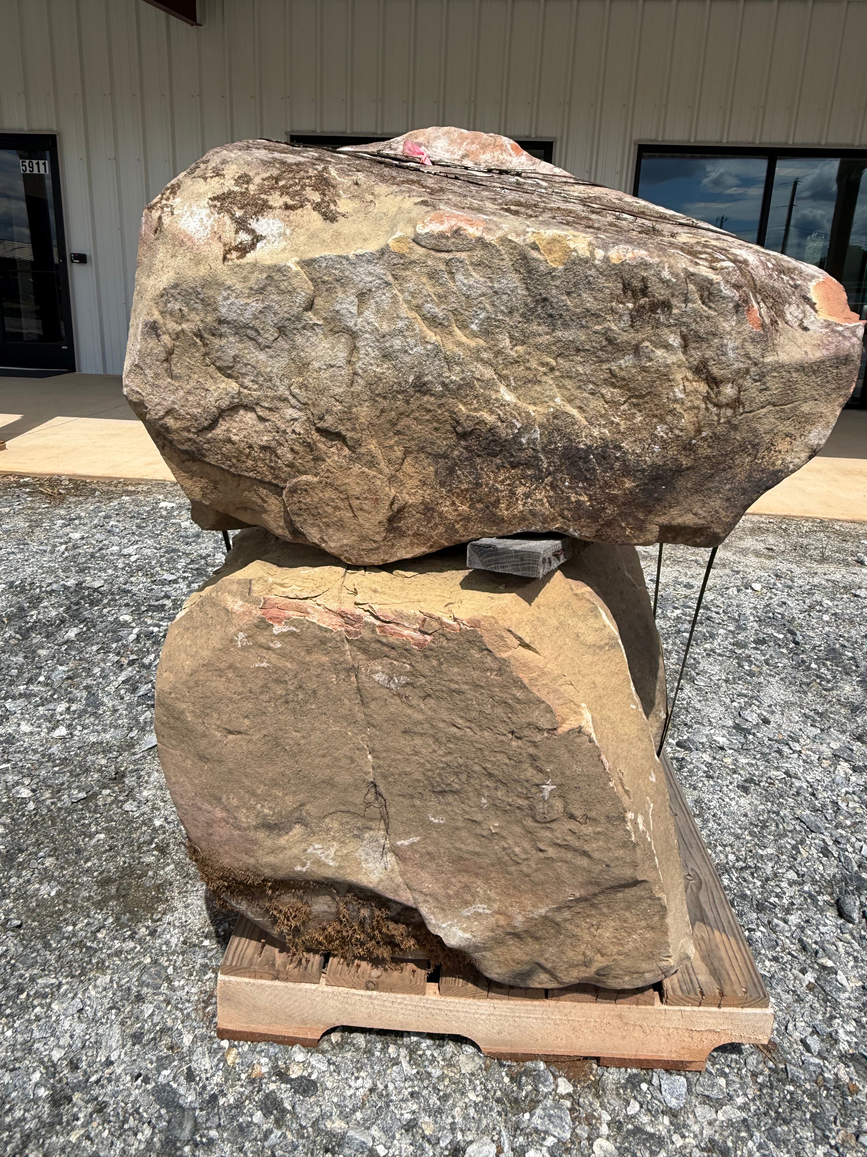 Palletized Landscape Boulders – PB03